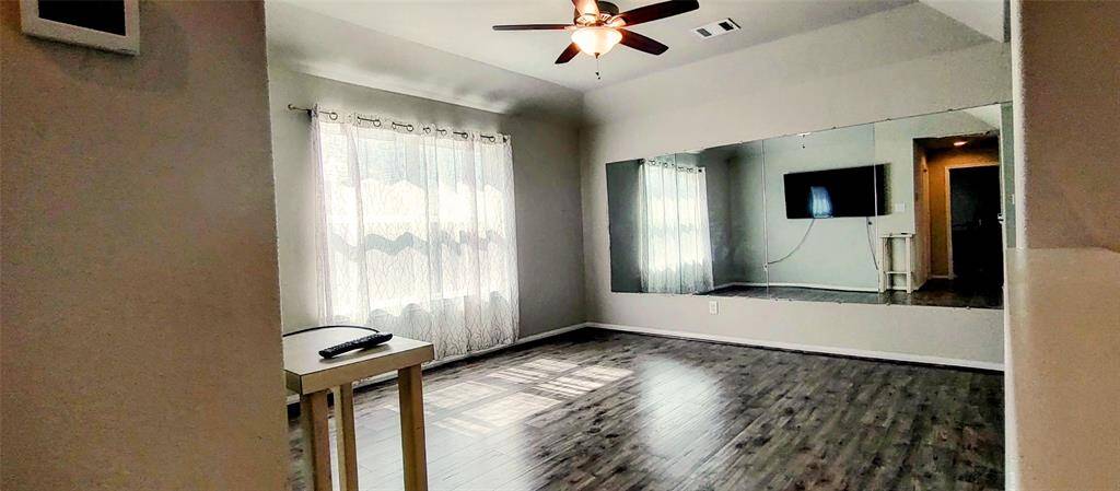 GAME ROOM 2ND FLOOR