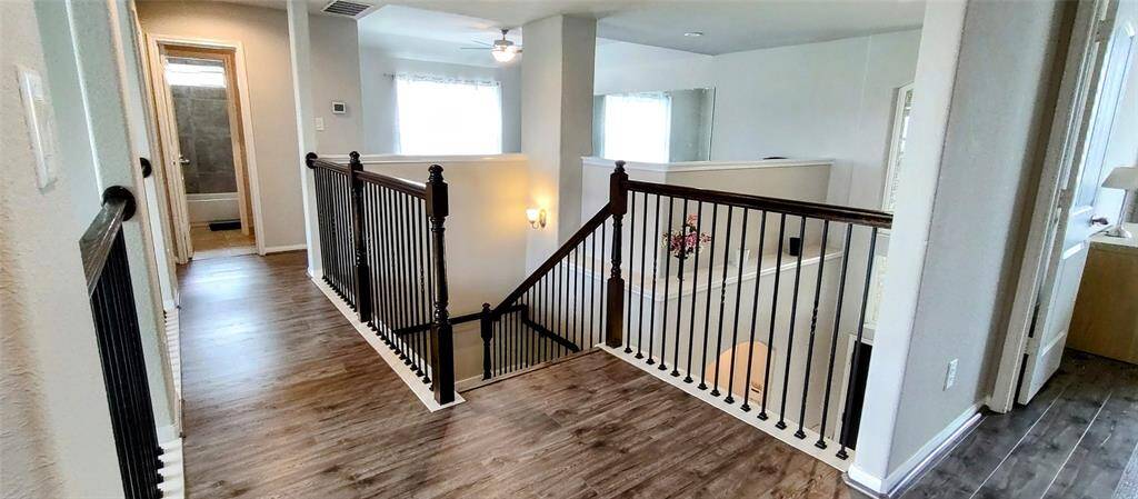 2ND FLOOR, BEAUTIFUL FLOORS, NO CARPET