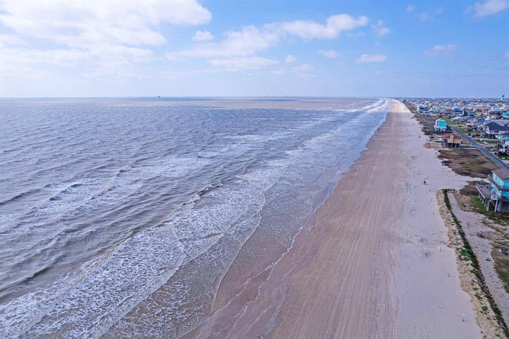 Expansive stretches of Crystal Beach offer serene ocean views and endless relaxation.