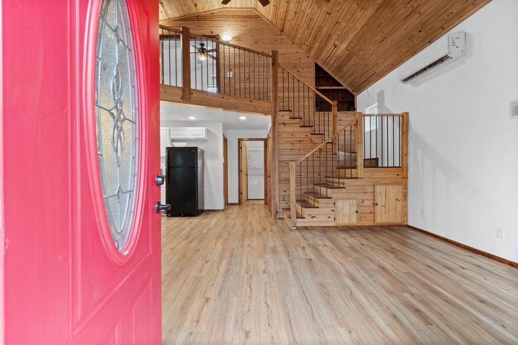 Entry to the home