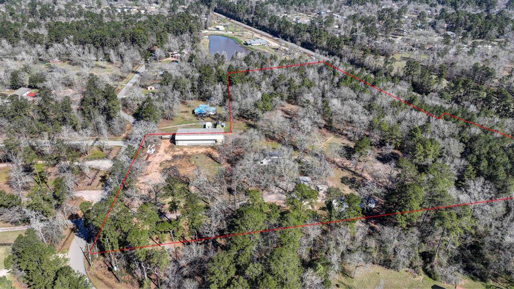 Redline is approximate boundary line. Lots of the 14acres have been undisturbed and can be utilized how you see fit for your own business or horses.