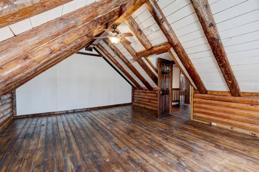 Another picture of bedroom 2 located upstairs.