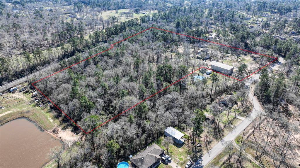 Country living with close proximity to shopping, highways, and restaurants.