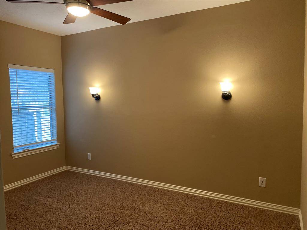 Secondary bedroom 2