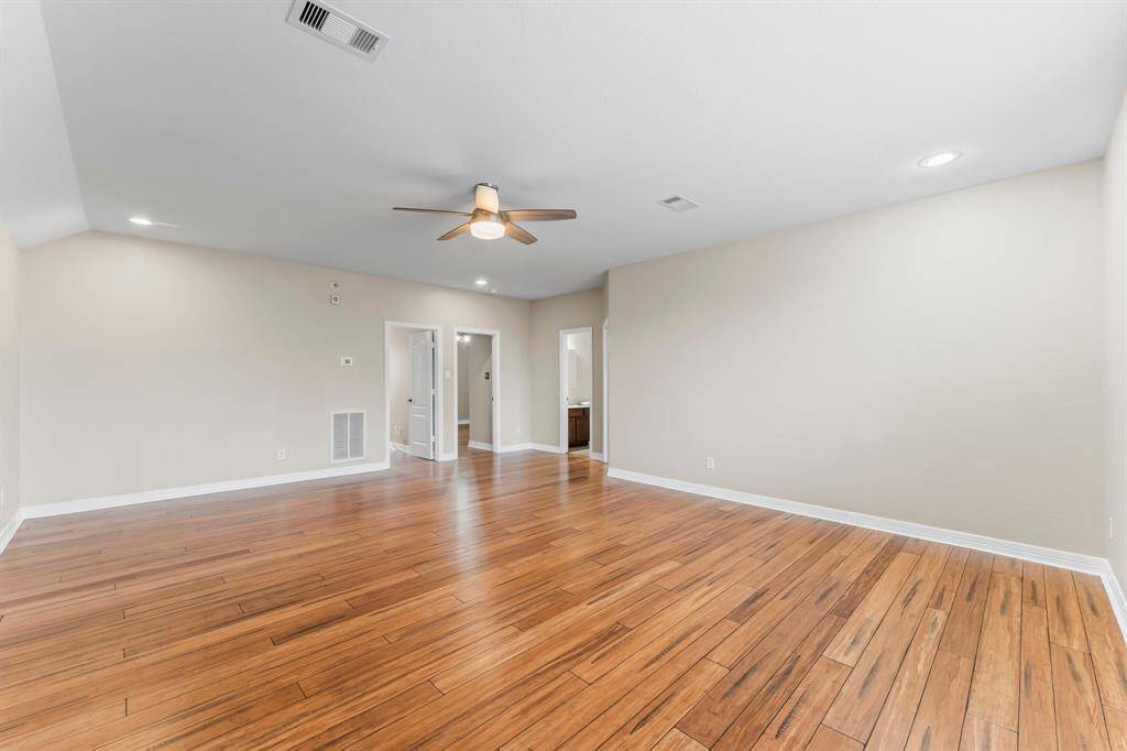Loft/Extra Living Space