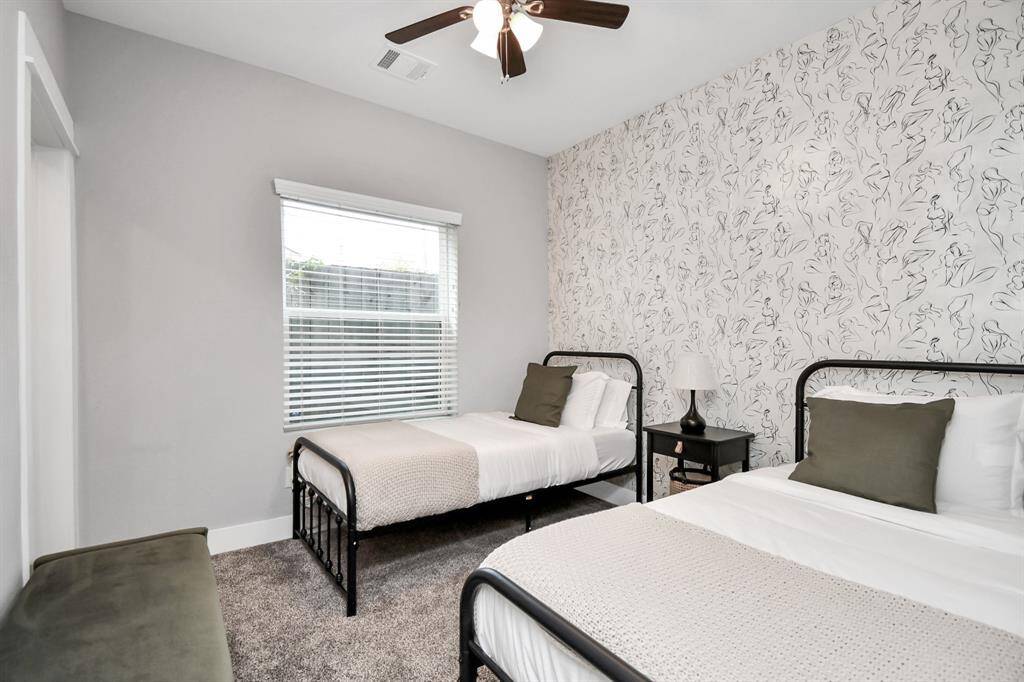 Guest bedroom with two twin size beds