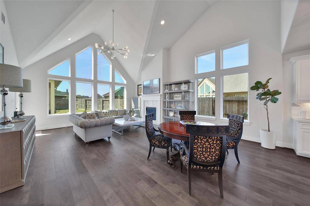 Natural light cascades into the home, keeping the common living areas bright & cheery while LED Disk lighting has been installed through most of the home.