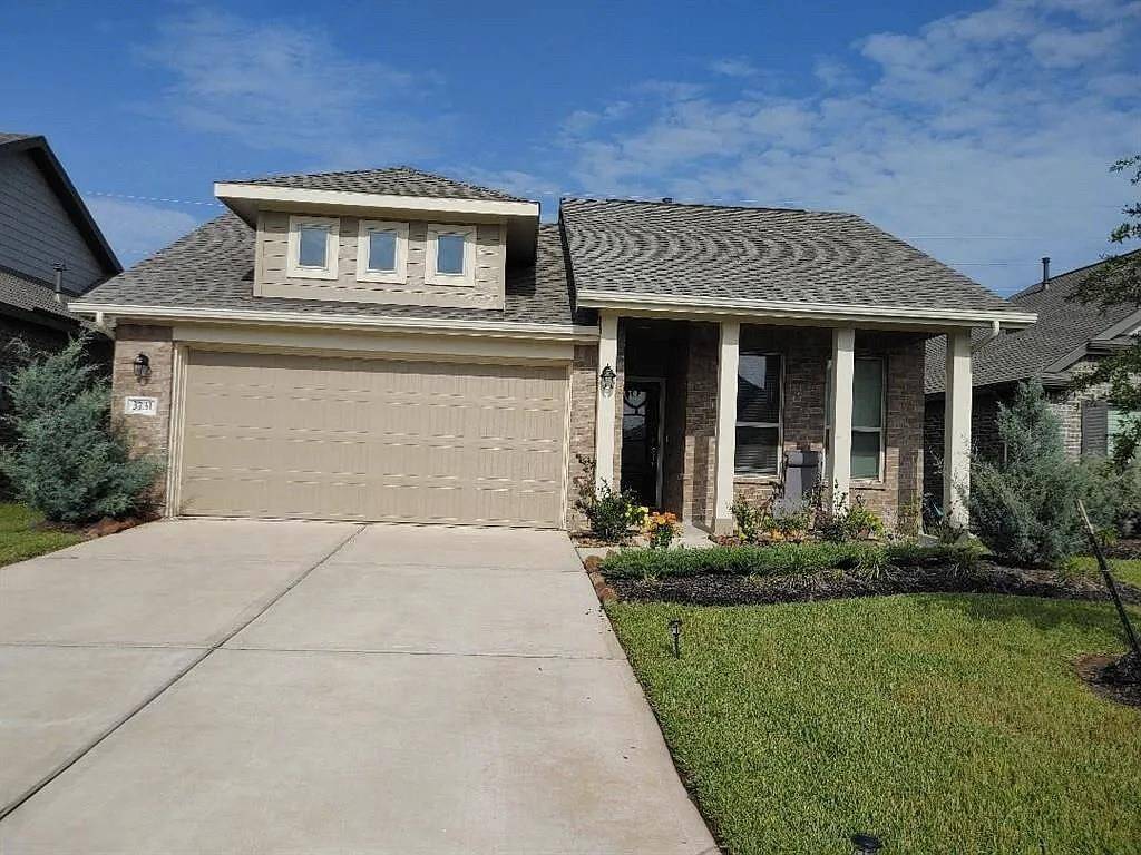Beautiful Elevation with Covered Patio