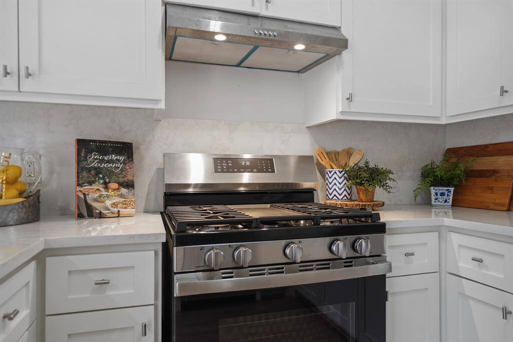 Imagine preparing your favorite meals & recipes for family and friends in this thoughtfully planned kitchen!