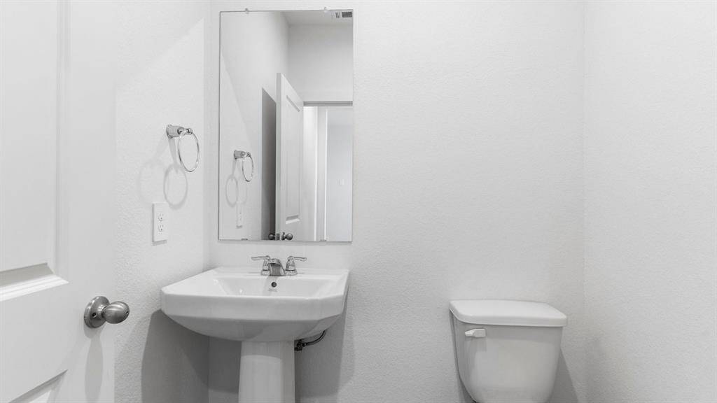 *Images and 3D tour are for illustration only and options may vary from home as built.