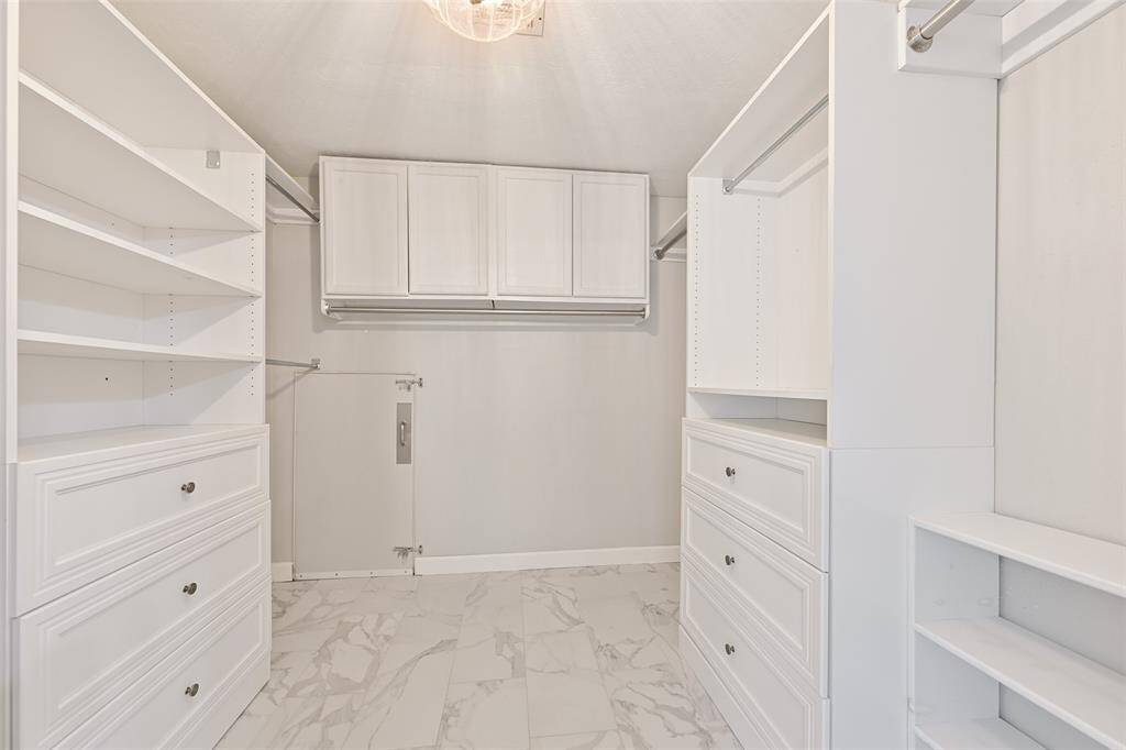 Custom closet of your dreams!