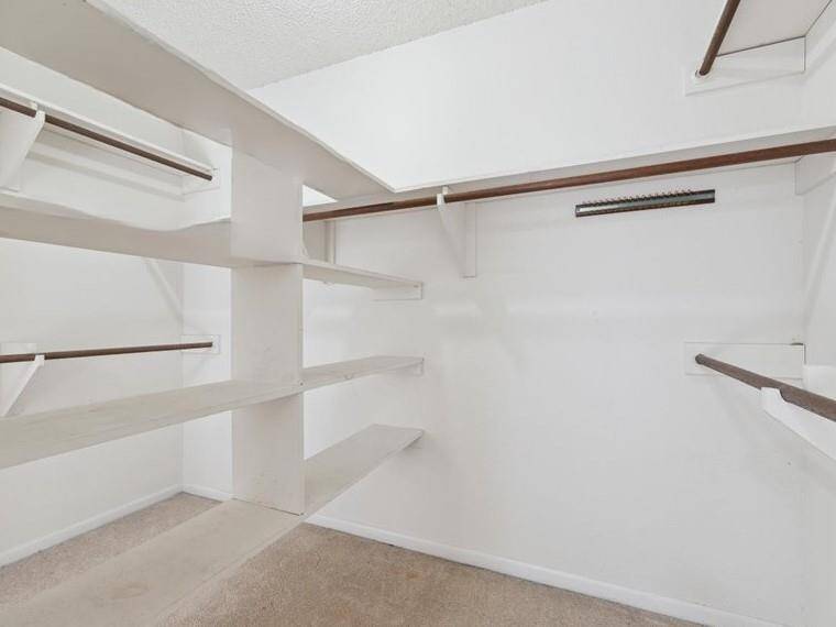 BED1 CLOSET