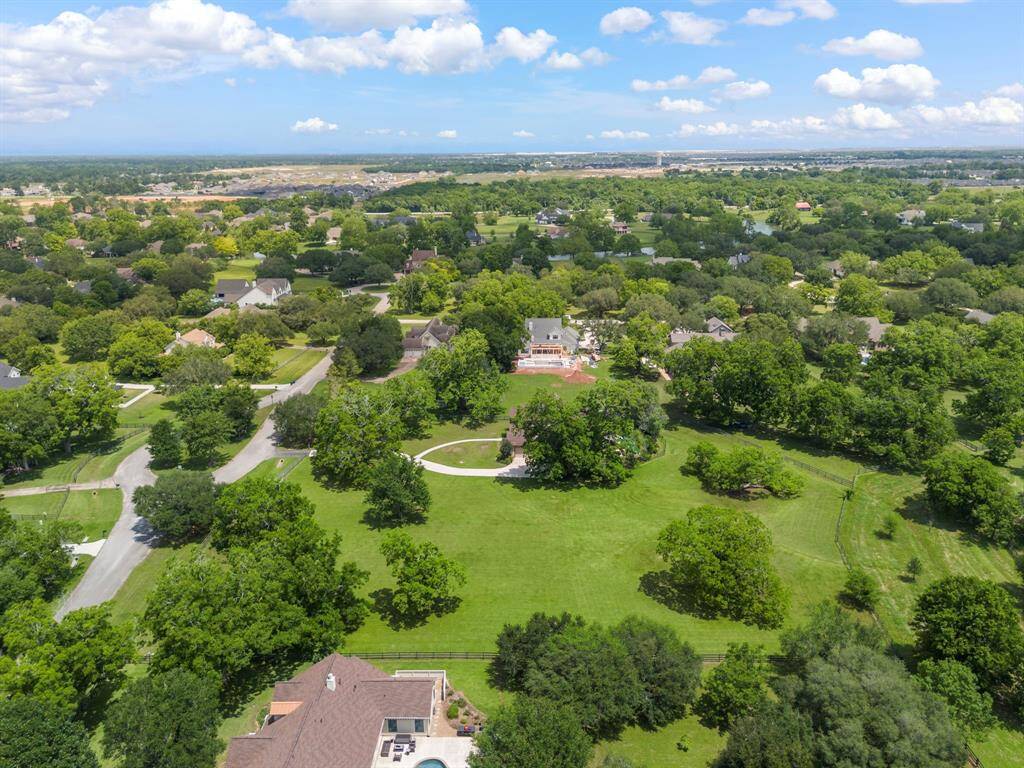 Aqua Texas is the private water provider for the community. Irrigation can be sourced by well water.