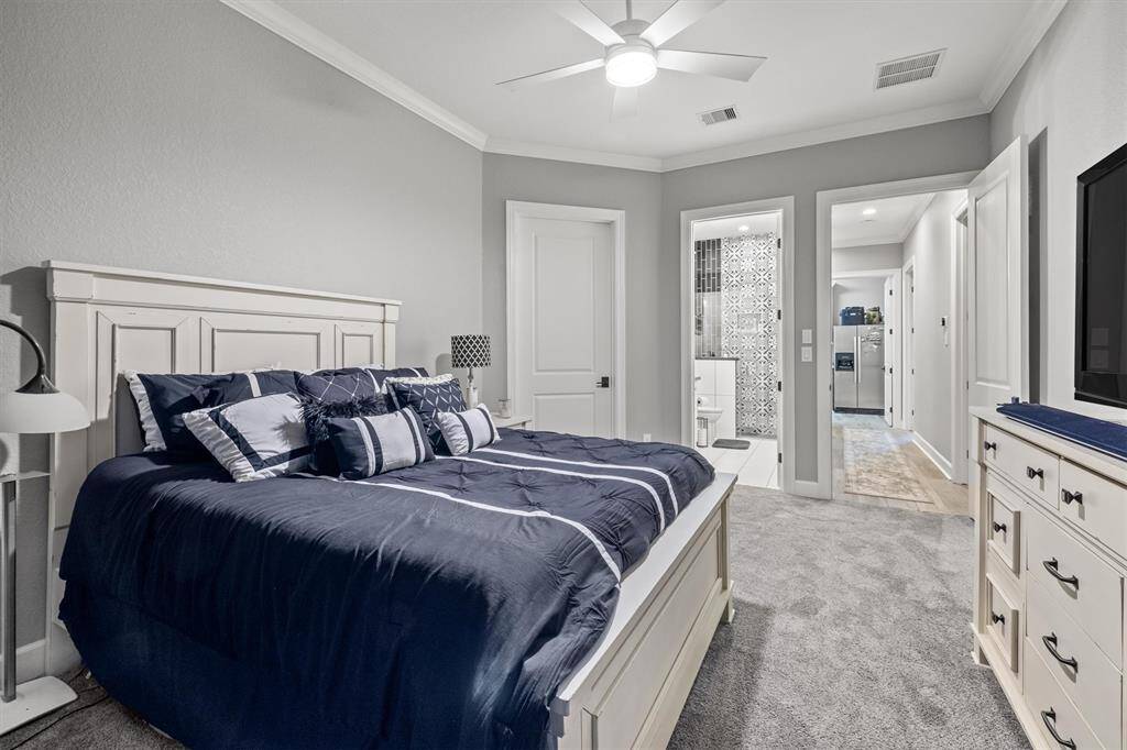 Guest bedroom!
