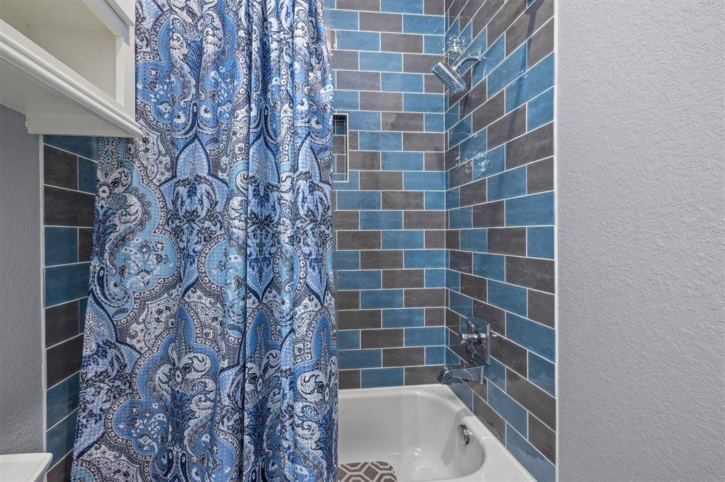 Guest bath off bedroom!