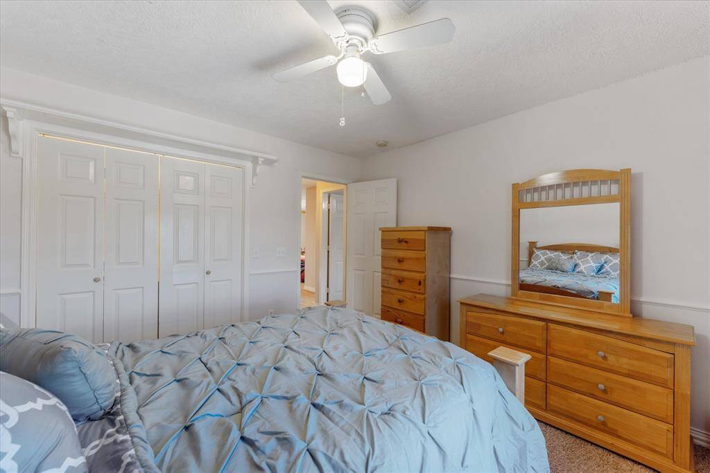 2nd bedroom up