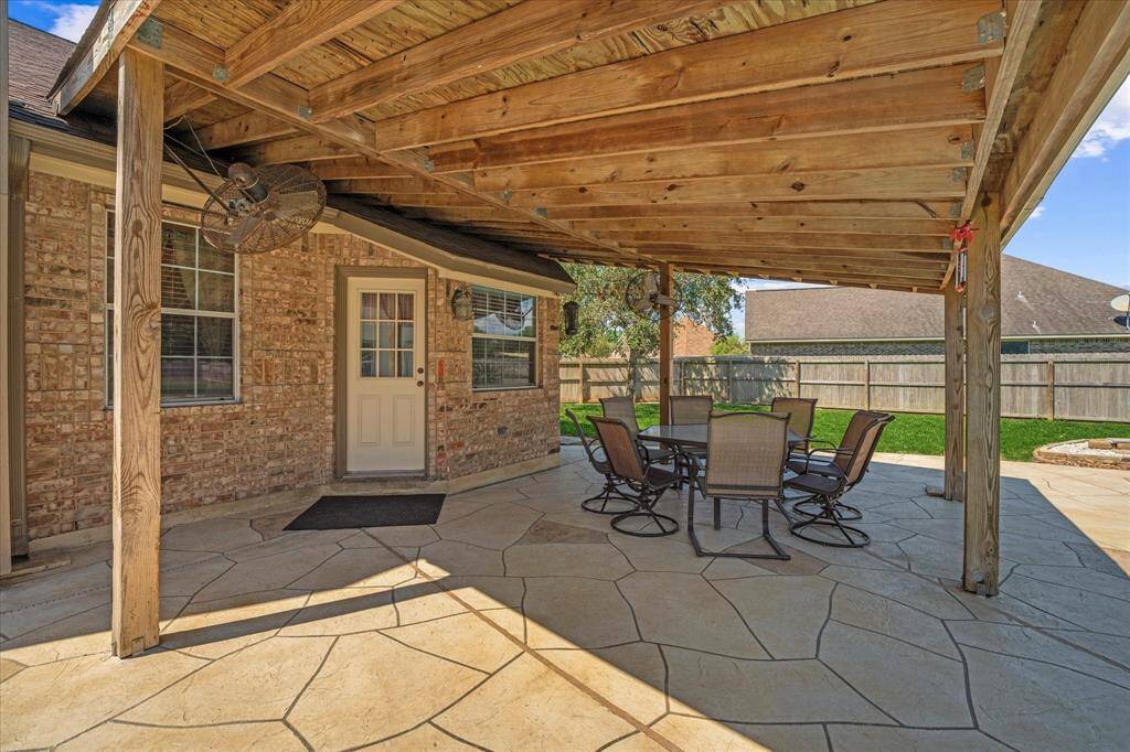 Covered patio area