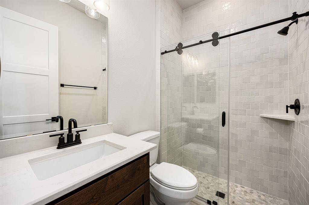 Full bathroom with walk in shower!