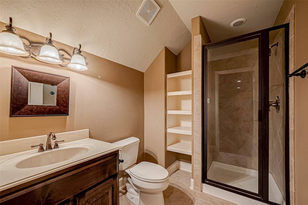 Upstairs bathroom