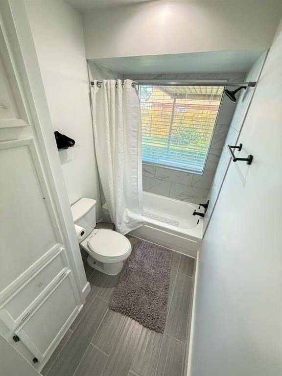 Main Bedroom Bath