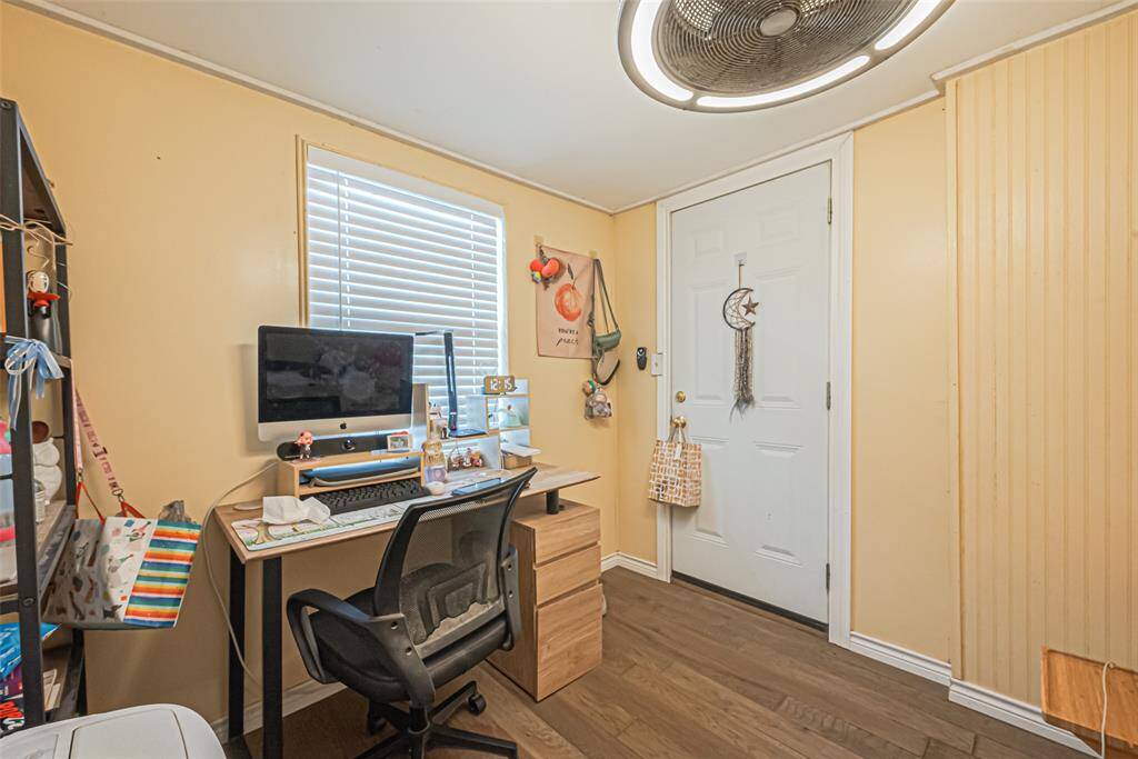 Additional room