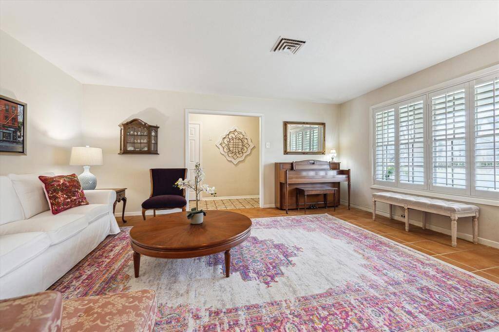 Light & Bright Formal Living