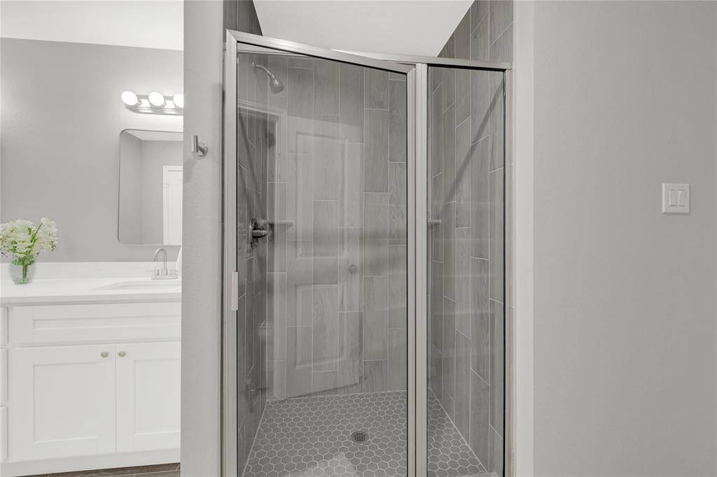 Primary shower