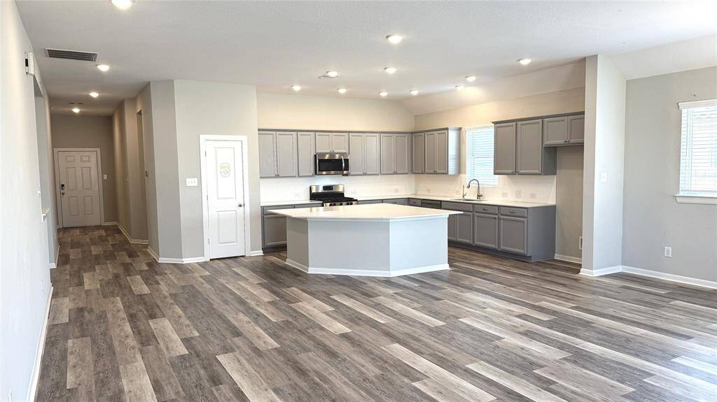 You will fall in love with the layout of this floorplan. It is so easy to live in! The generous main living area offers a spacious but cozy setting for your life.