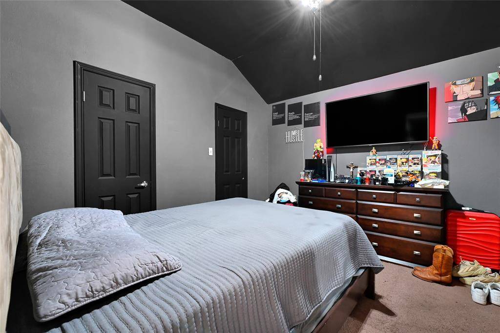 apartment bedroom
