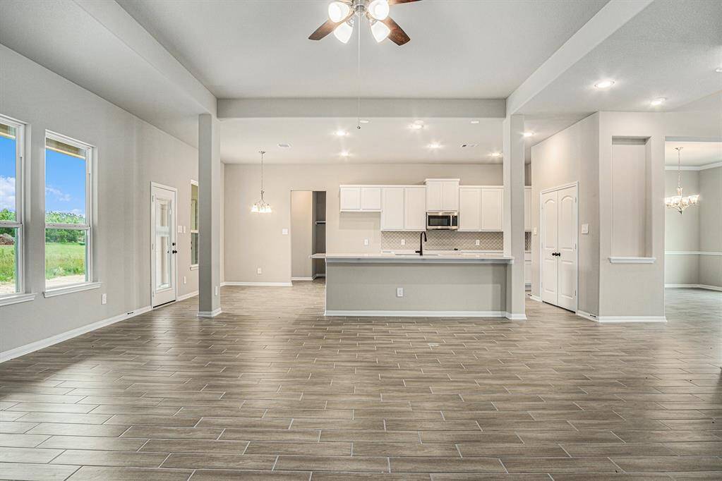 Absolutely Stunning!Brand New! Never Lived In!Hurry, Call today to see this home! Pictures are a representation of Montgomery Floor Plan. Colors & Selections may vary.  Call today for a tour!It has THE WOW factor!