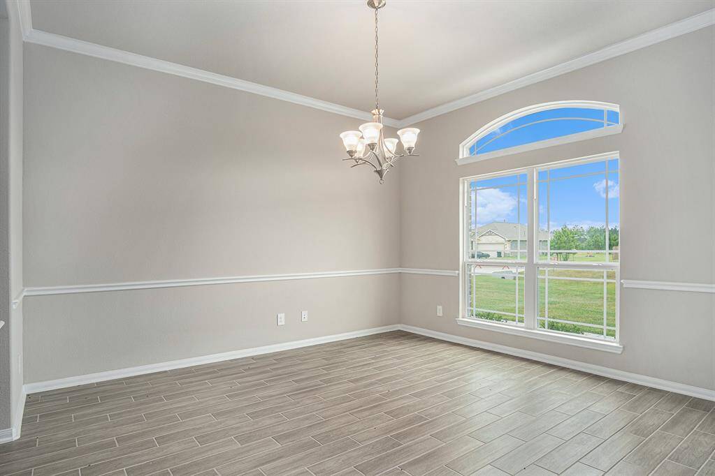 Absolutely Stunning!Brand New! Never Lived In!Hurry, Call today to see this home! Pictures are a representation of Montgomery Floor Plan. Colors & Selections may vary.  Call today for a tour!It has THE WOW factor!