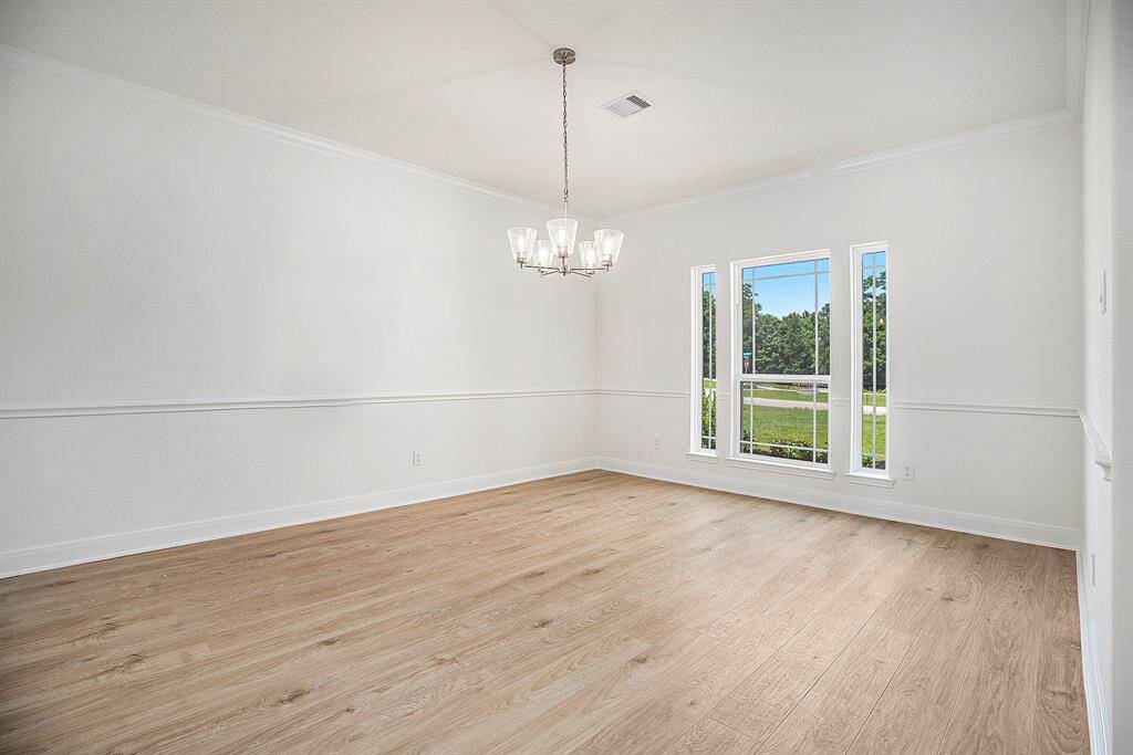 Gorgeous Brand New 2 Story. Pictures are a representation of the Walker Floor Plan. Colors and Selections may vary. Home will be ready first quarter 2025! Call today for a tour!