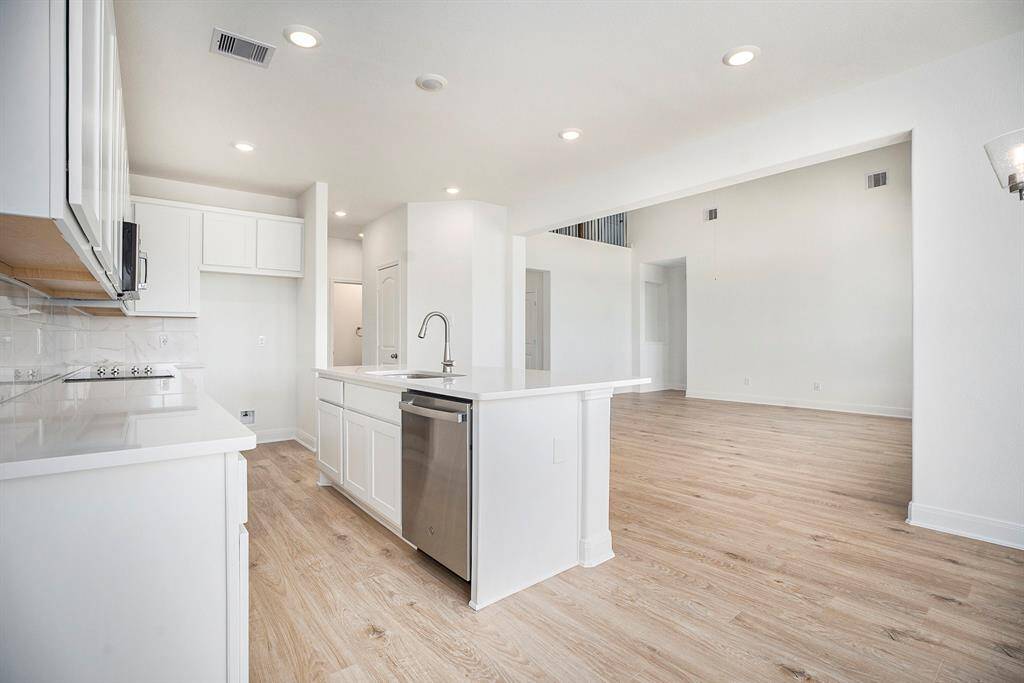 Gorgeous Brand New 2 Story. Pictures are a representation of the Walker Floor Plan. Colors and Selections may vary. Home will be ready first quarter 2025! Call today for a tour!