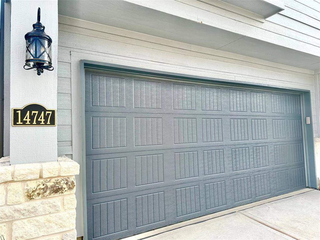 14747 Slow River Ave, You have arrived!