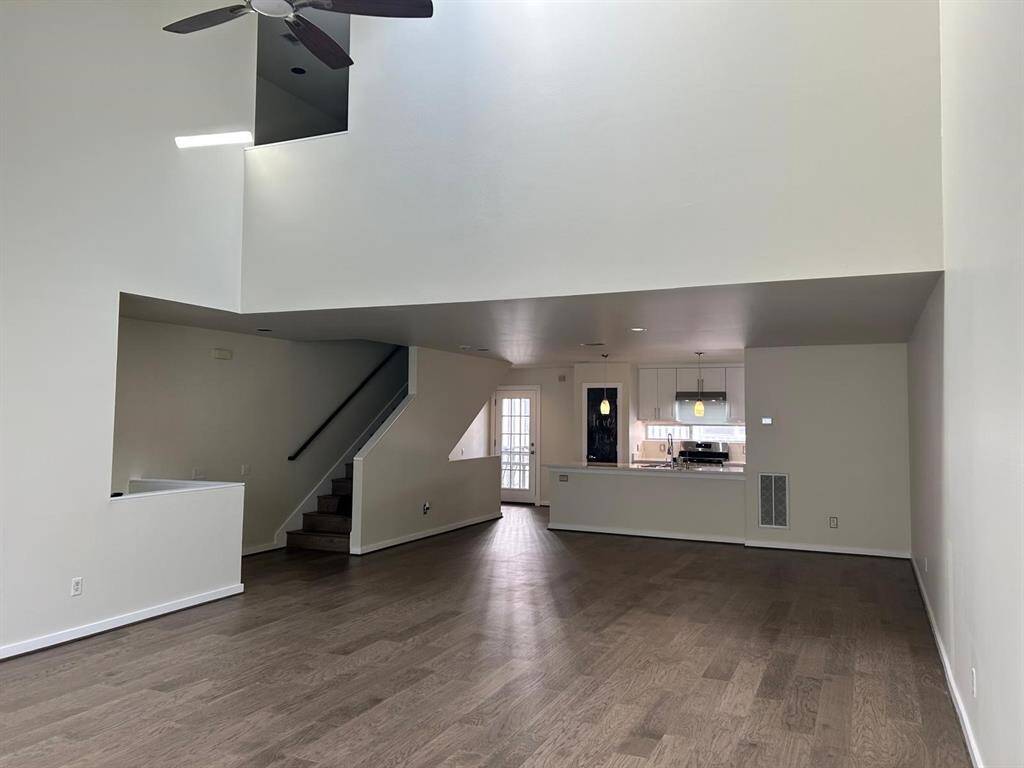 Another view of open kitchen, great work space and very efficient layout.