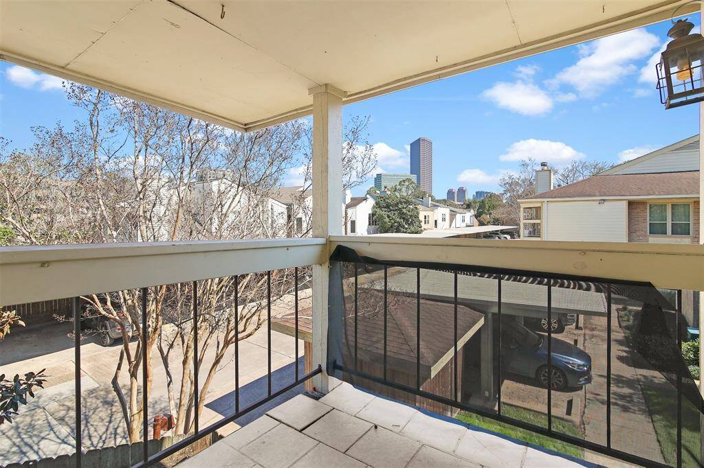 Privacy patio