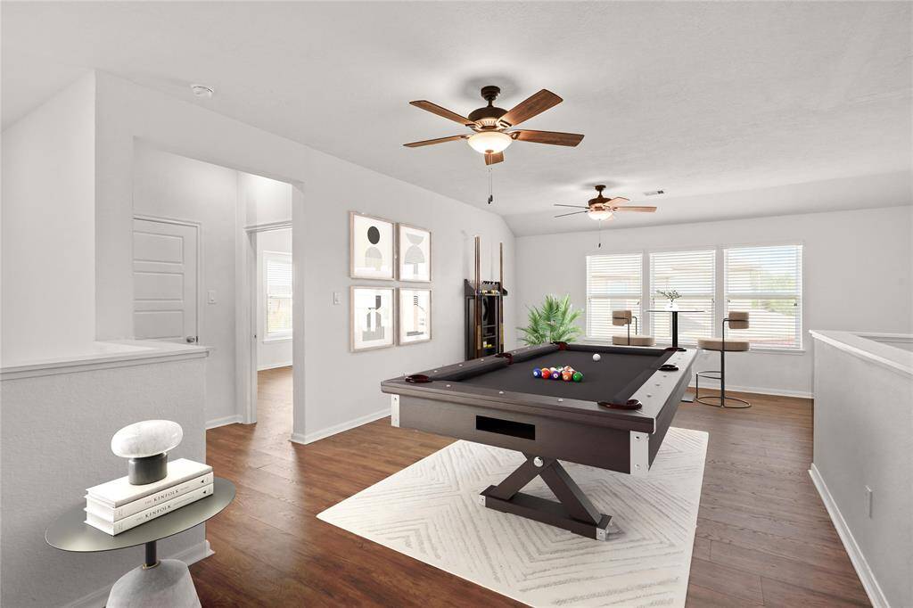 Virtually staged game room