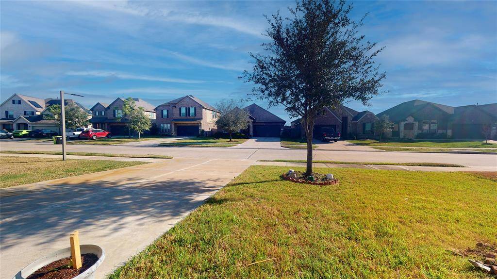 Nice size driveway