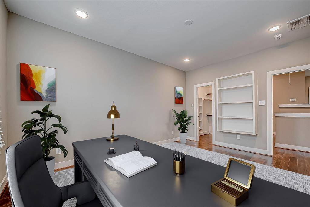 Property Image 24
