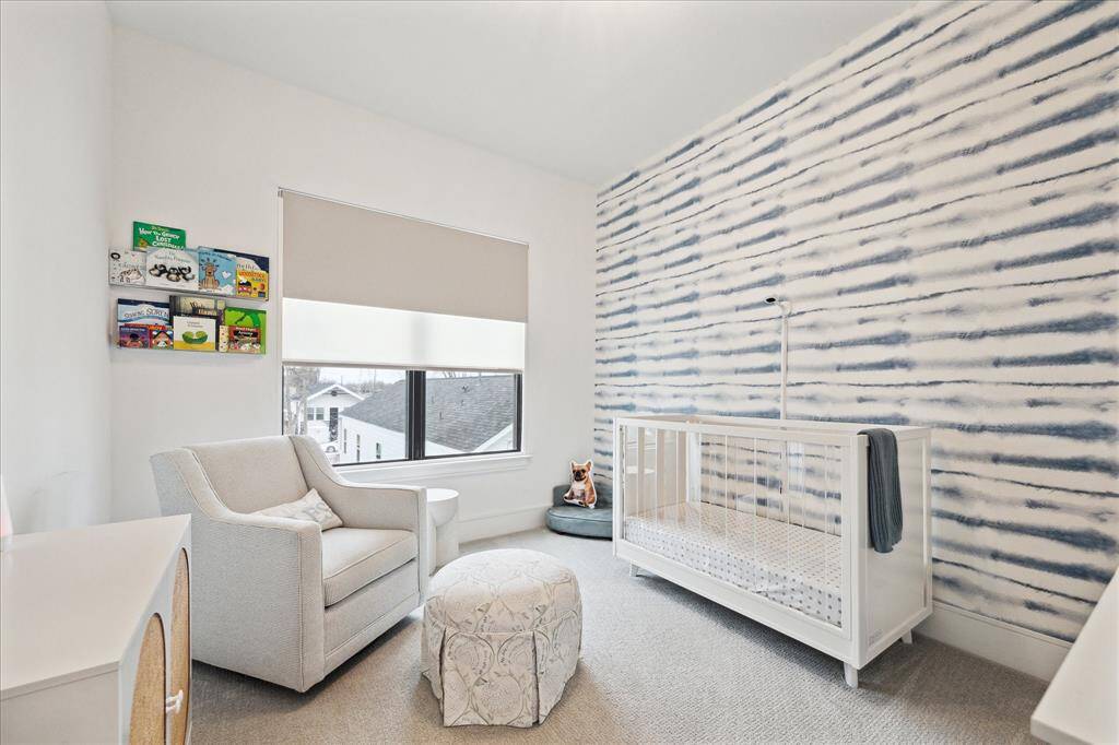 Secondary bedroom