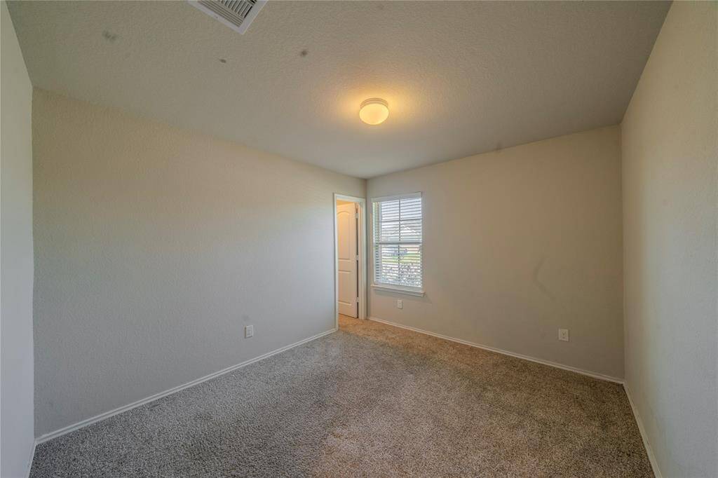 Secondary bedroom 1