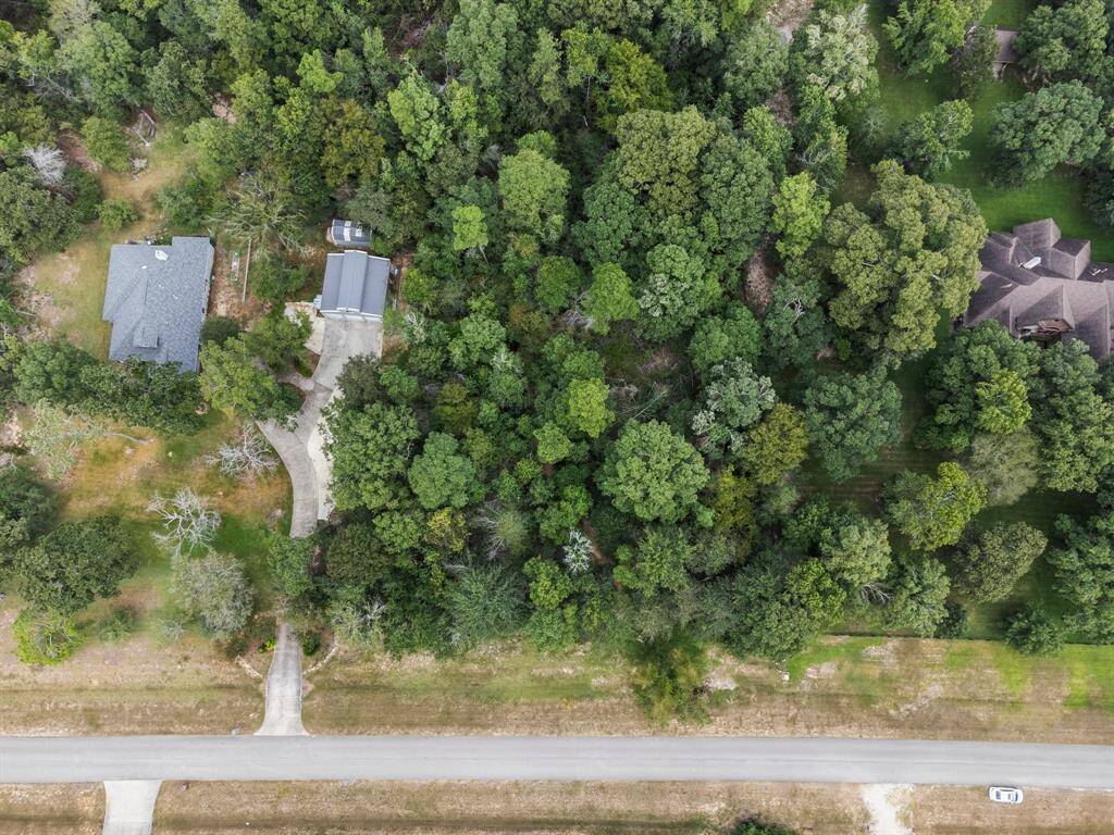 2.1 acres. This section of Montgomery Trace Connects to Ridgelake Shores