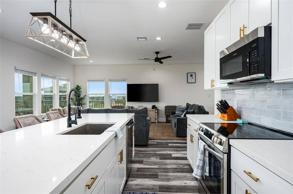 Cook in style in this kitchen with a view!
