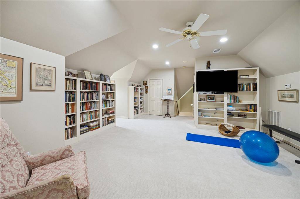 This room can be used as a gameroom or a 5th bedroom