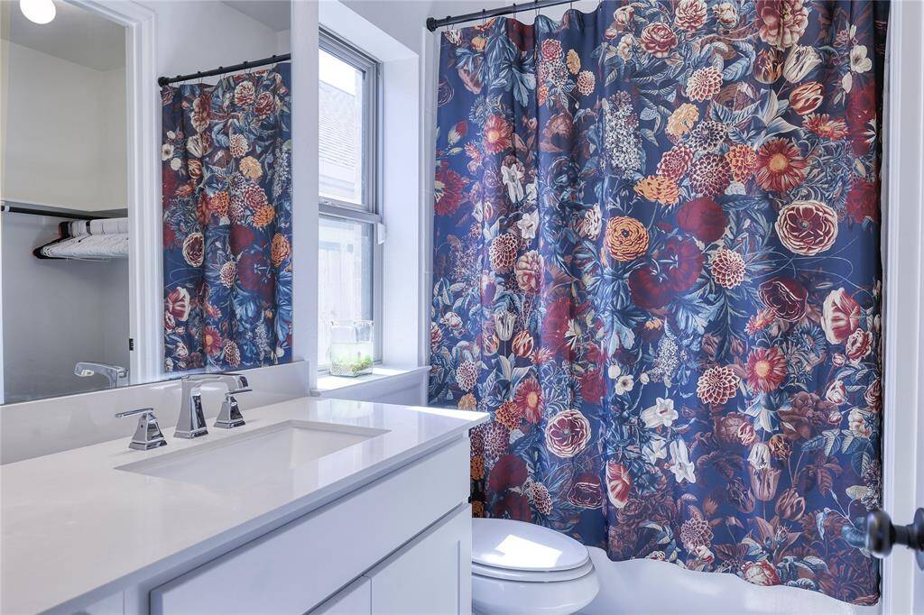 Bathroom2