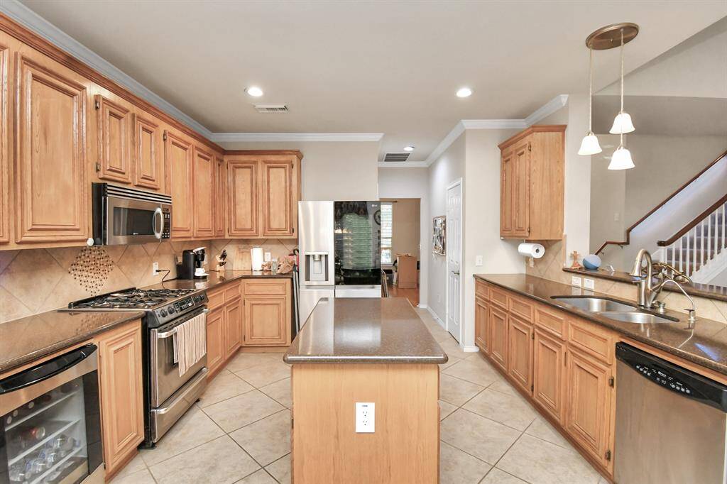 Island Kitchen with built-in beverage center