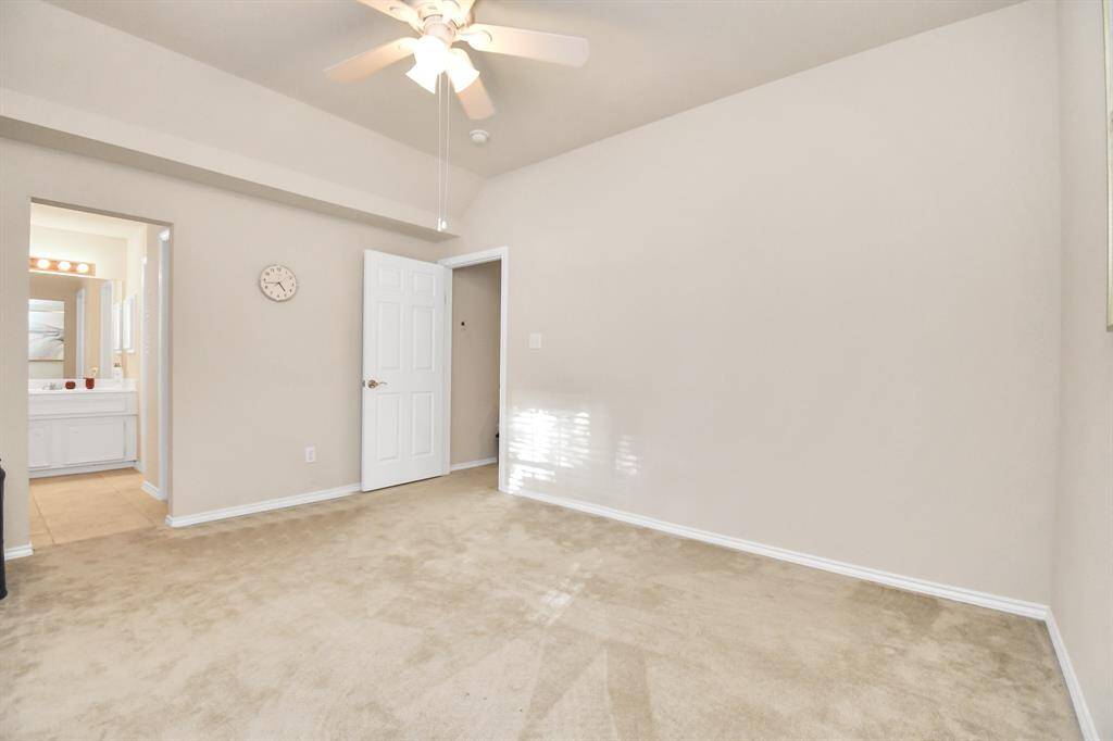 2nd bedroom upstairs