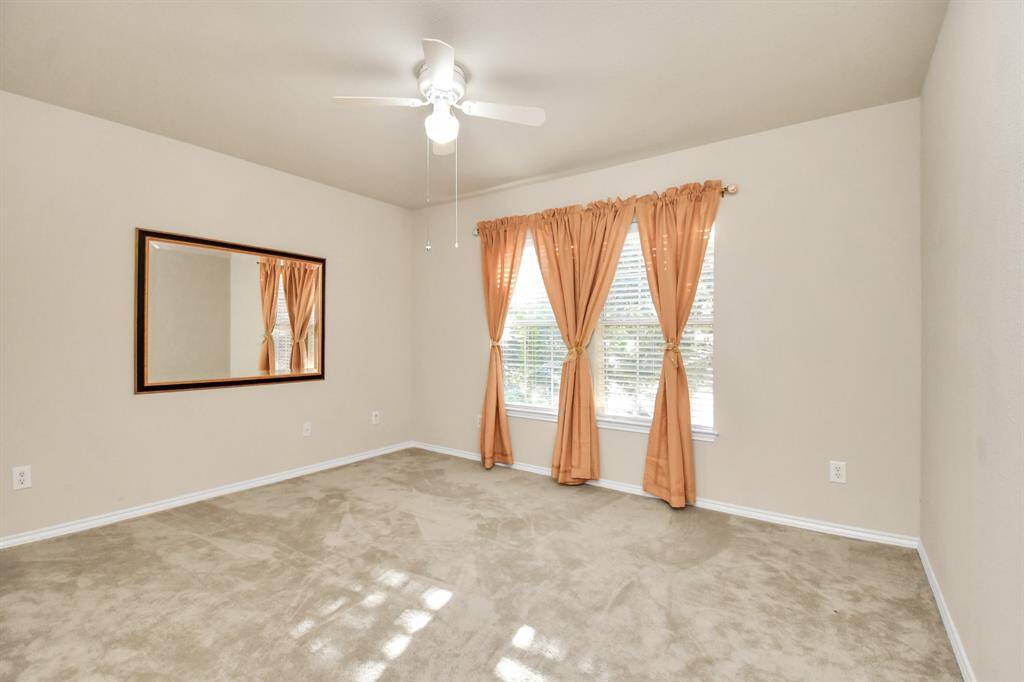 3rd bed room up stairs