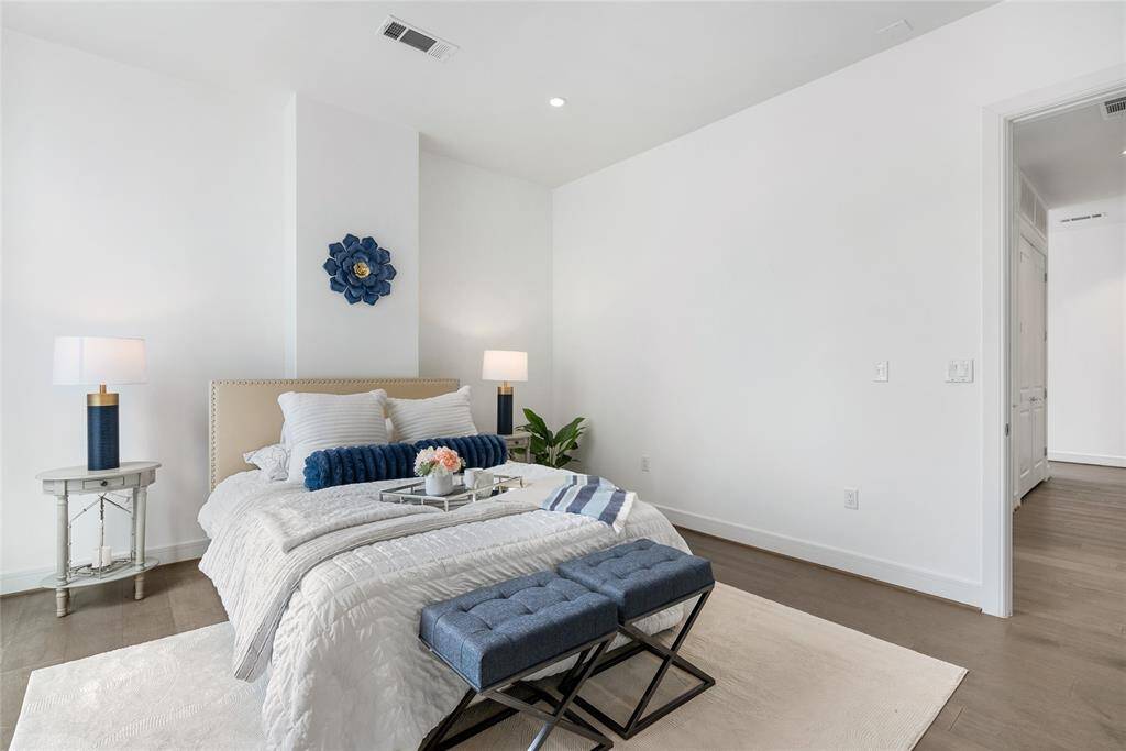 Wake up feeling refreshed everyday in this spacious primary suite!