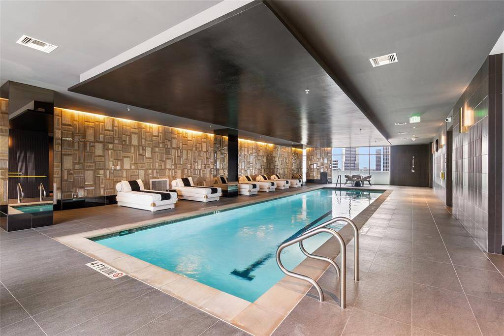 You'll never need to leave the Arabella because of the variety of amenities it offers! Indoor lap pool